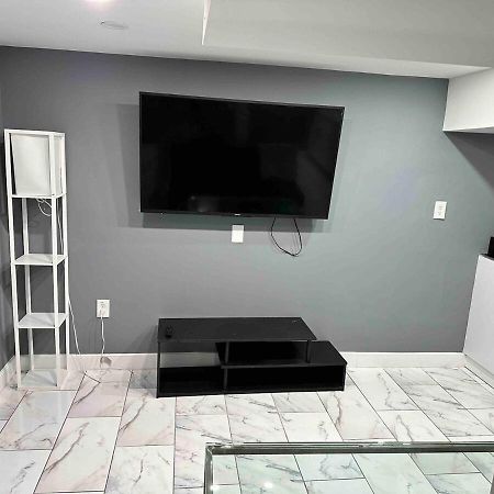 Lovely Basement 1-Bedroom With Free Parking Washington Kültér fotó